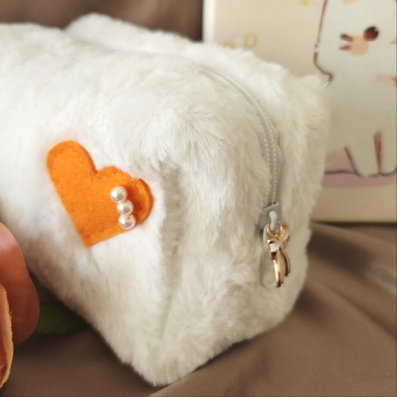 plushies cosmetic, makeup, travel, organize bag - Picture 6 of 6